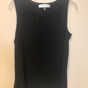 Jones Studio Top with Neck Cutouts Sz M